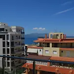 Akil *