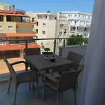 شقة Akil *