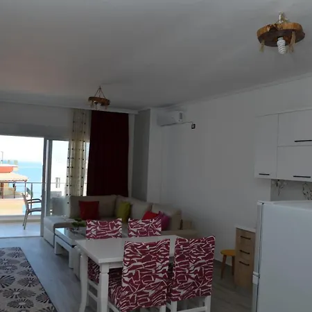 Akil Apartmán *