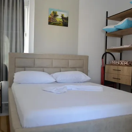 Akil Apartmán