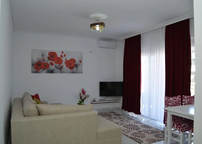 Akil Sarandë