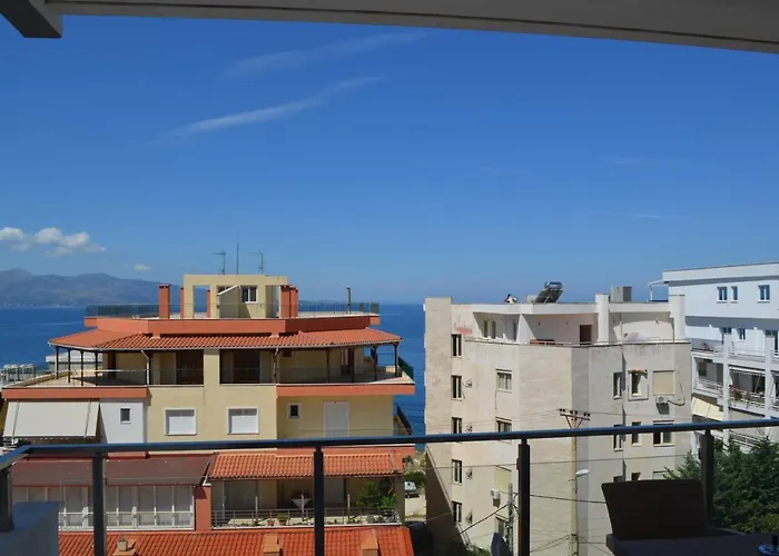 Akil Sarandë